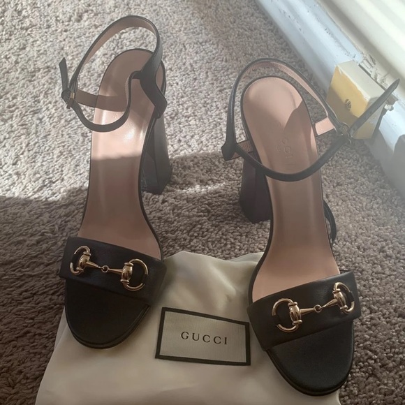 gucci open toe sandals